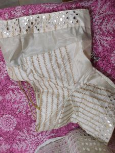 Off-white Lehenga