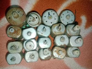 Small DC Motor 20 Pieces With Freebies