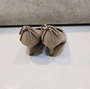 Classy Nude  Heel Pumps