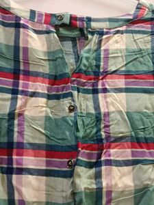 Checked 3/4 Sleeve Top