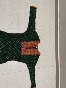 Green Embroidered Kurta