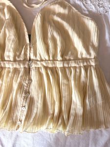 Forever 21 Plus Size Pleated Beautiful Top