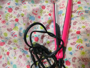 Nova Small Hair Straightener