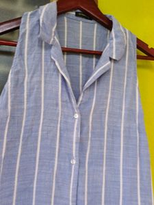 Sleeveless Shirt (Womens)