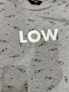 Grey Graphic Printed Crop T-Shirt “LOW Battery”