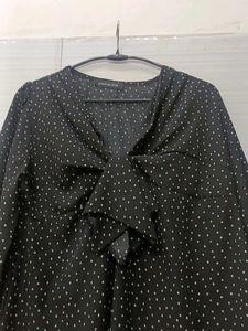 new black Polka Dot top.