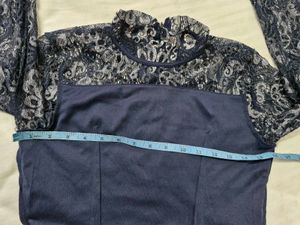 Elegant Lace Dress XS