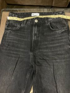 *Steal Deal* ZARA Black Straight Leg Jeans