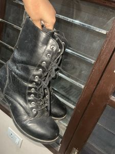 Black Boots