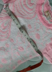 Unused Soft Sweater 5-6 Yrs Girl