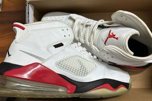 Nike Jordan Mars 270 White/Fire Red