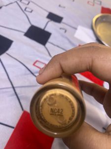 MAC NC 42 Foundation Sample