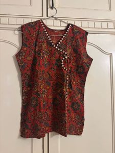 Floral Print Sleeveless Top