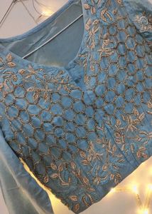 Choli With Stylish Skirt