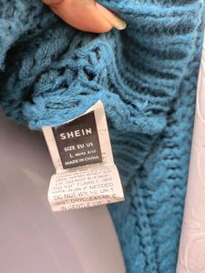 Shein Cable Knit Cropped Cardigan 💙