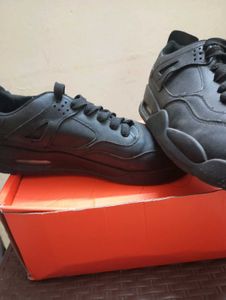 Black Sneakers