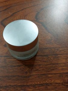 Lotus  Professional....cream