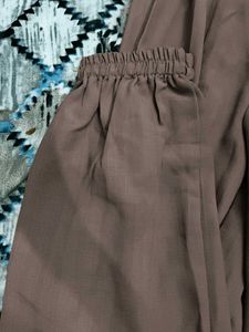 Elegant mauve hijab