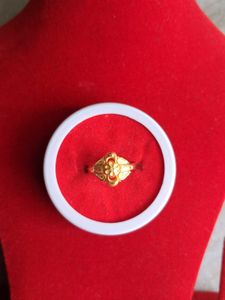 Elegant Gold Floral Ring 22crt