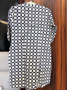 Printed Blue &amp; White Kurta