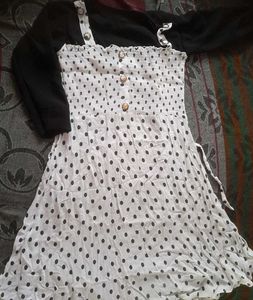 Polka Dot Sundress With A Free Gift 🎁 😌