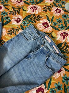 Dulh Jeans: Stylish Denim