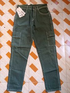 28 Size Green 4 Pocket Cargo Women
