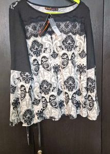 Elegant Black &amp; White Damask Split Sleeve Top