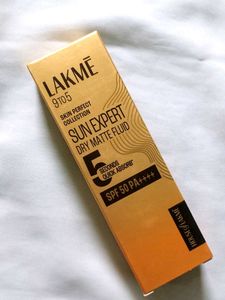 Lakme 9to5 Sun Expert Dry Matte Fluid Suscreen