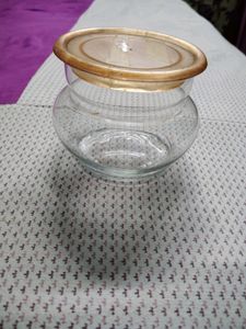 Glass Bowl/Jar Wid Airtight Lid
