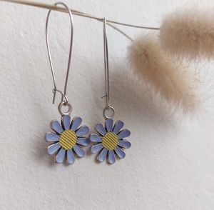 ✨️🪻Purple Daisy Earrings🪻✨️