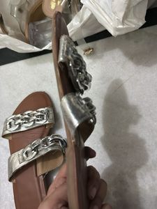 Chain Detail Slides