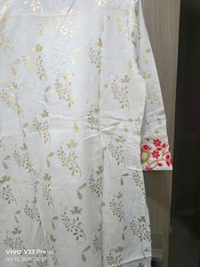 Elegant Floral Print Kurta