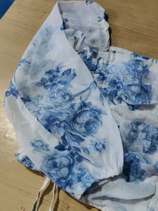 Floral Print Crop Top