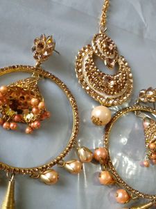 2 Combo Set Of Earrings With Mangtikka