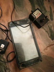 Beetel Tab With 2 Chargers