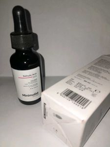 SALICYLIC ACID 2% FACE SERUM MINIMALIST