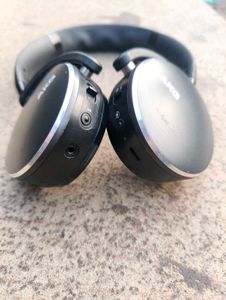 AKG Y500 Wireless Premium Headphone 🎧