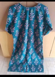 Combo of 2 Premium Kurtis