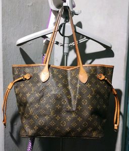 Louis Vuitton Neverfull MM