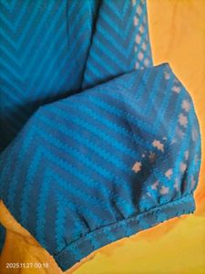 Stylish Teal Chevron Blouse