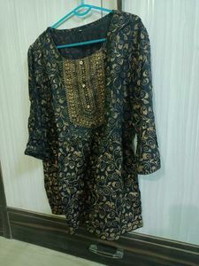 Elegant Black & Gold Kurti