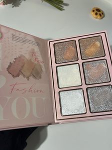 PL Primelook Eyeshadow &amp; Face Palette