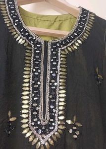 Elegant Black Embellished Kurta
