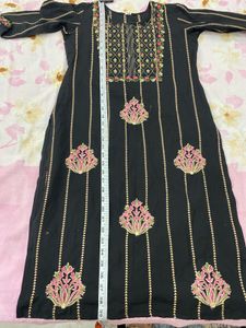 Embroidered Kurta Set