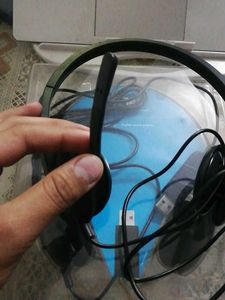 Logitech High Mic Quality Headphones (USB)