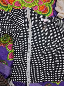 Chic Polka Dot shaket