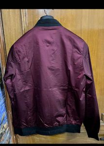 VAN HEUSEN MAROON BOMBER JACKET M