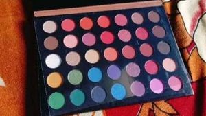 Eyeshadow Palette