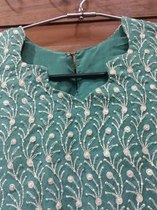 Elegant Green Embroidered Kurta Set
